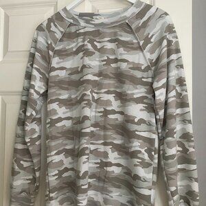 Casalon Women's Camo Crew Neck Cozy Sweatshirt
